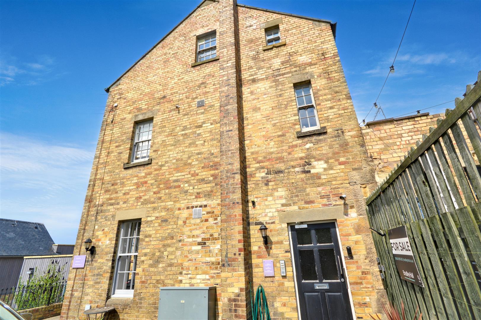 3 Bedroom Flat